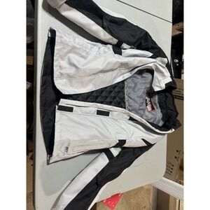 Bilt tempest 2 h20 Motorcycle Jacket White‎ and black has all padding XS